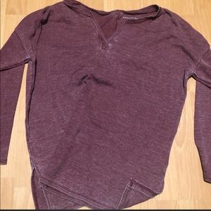American eagle maroon long sleeve tee (L)